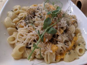 Mac & cheese at CactusCat Bar in Barcelona