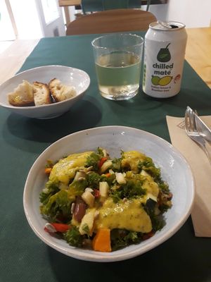 Ensaladita exquisita at CactusCat Bar in Barcelona