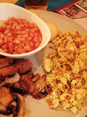 Vegan Brunch protein packed breakfast  at CactusCat Bar in Barcelona