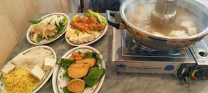 Steamboat at Ferm Nyonya in Tanah Rata