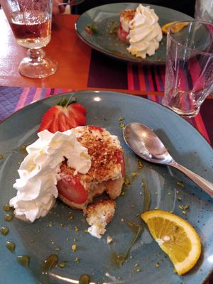 Dessert at L'Amandier Rose in Bargeme