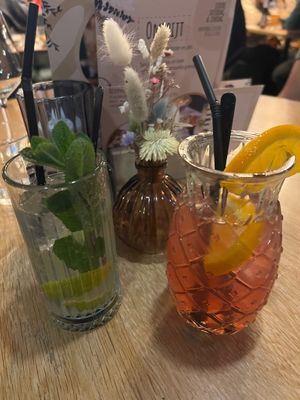 drinks  at Luna in Stein