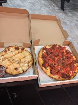 The Kennedy and party bread at Ohio Pie in Brunswick