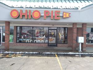 Store front at Ohio Pie in Brunswick