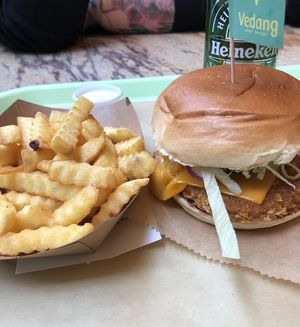 chicken burger   at Vedang - green burger | Mall of Berlin in Berlin