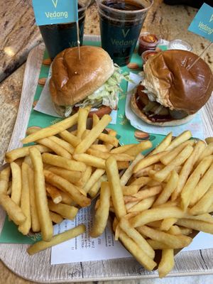   at Vedang - green burger | Mall of Berlin in Berlin