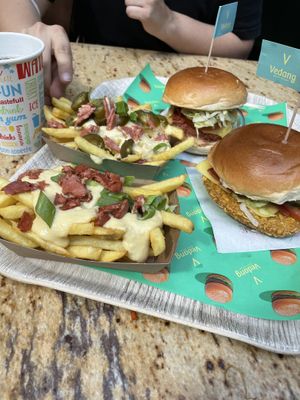   at Vedang - green burger | Mall of Berlin in Berlin