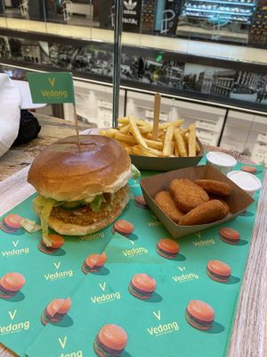 Chick burger   at Vedang - green burger | Mall of Berlin in Berlin