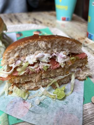 Crispy Chick Burger (+bacon)  at Vedang - green burger | Mall of Berlin in Berlin