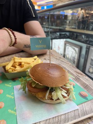   at Vedang - green burger | Mall of Berlin in Berlin