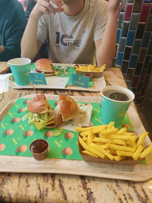  at Vedang - green burger | Mall of Berlin in Berlin