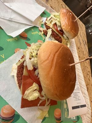   at Vedang - green burger | Mall of Berlin in Berlin