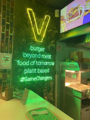   at Vedang - green burger | Mall of Berlin in Berlin