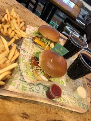 "Chicken" burger and angry "chicken" burger! So good! at Vedang - green burger | Mall of Berlin in Berlin