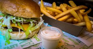 BBQ Burger + Pommes at Vedang - green burger | Mall of Berlin in Berlin