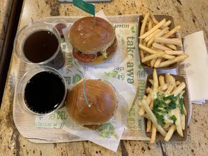 Chicken burgers & cheesy fries at Vedang - green burger | Mall of Berlin in Berlin