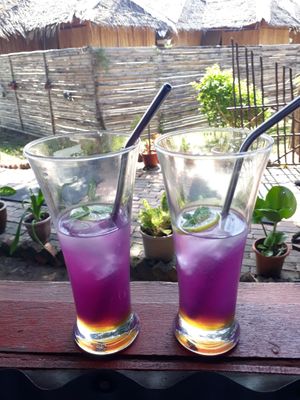 Refreshing Butterfly pea juice with lime at Bak Bak Jo in Kudat