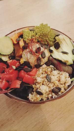 A Tasty Buddha Bowl!  at Bar Hola Flora in Burgos