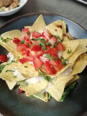 Vegan nachos. Super yummy!!!!  at Bar Hola Flora in Burgos