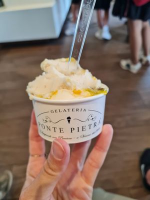  at Gelateria Ponte Pietra in Verona