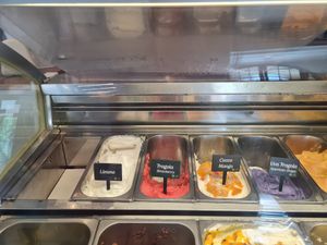  at Gelateria Ponte Pietra in Verona