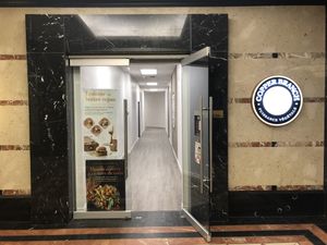 The entrance inside the building  at Copper Branch - Des Galeries in Quebec