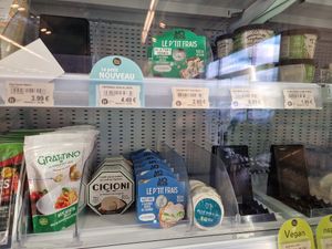 Other vegan cheese specialties at Biomonde in Saint-brevin-les-pins