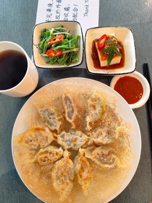 5 different flavours at SùShí ShuǐJiǎo in Fenglin