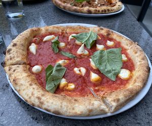 Margherita pizza  #Veganuary at Double Zero in Venice
