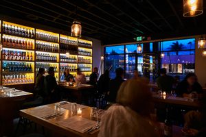 Cozy Communal Seating at Double Zero in Venice