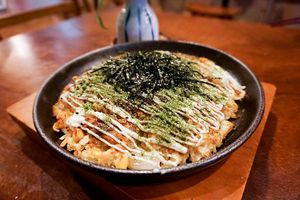 Okonomiyaki at Hǎo Quán Chéng in Taichung