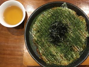 Okonomiyaki (NT$150, ask for vegan version), complimentary tea at Hǎo Quán Chéng in Taichung