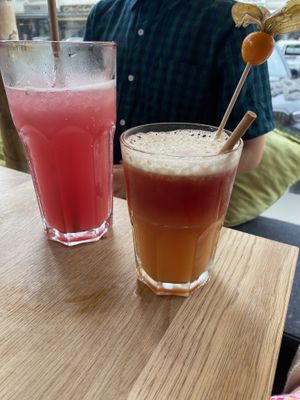 Kinder Cocktail and Dragonfruit Dürstloscher  at Hans im Glück in Wiesbaden