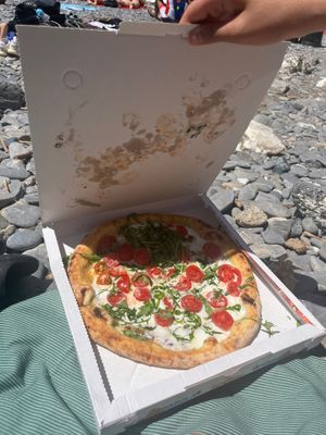   at Pizzeria del Ponte in Genoa