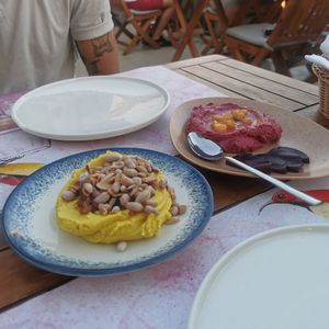  at Mezetaryen in Kas