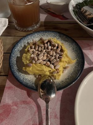 lentil pate  at Mezetaryen in Kas