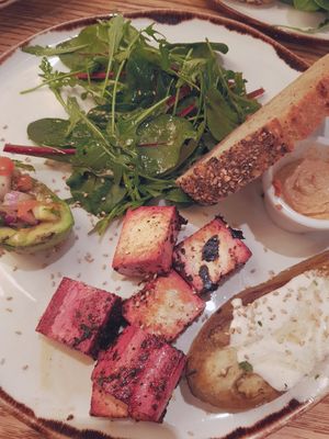 Market food tofu con remolacha, berenjena asada y aguacate a la plancha at Margarito in Bilbao