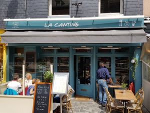 Great outdoor seating at La Cantine in Honfleur