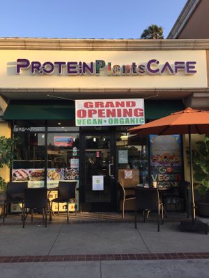 Store fromt at Protein Plants Cafe in Orange