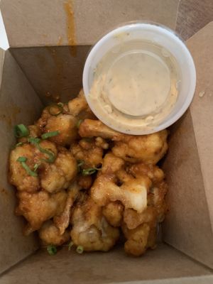 Nashville hit wings  at Frankie We Salute You! in Kelowna