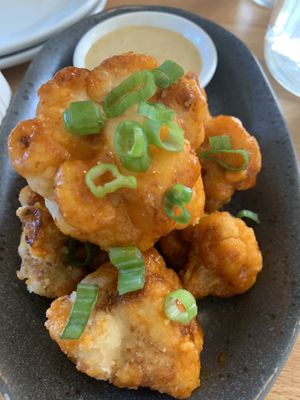 Nashville Wings   at Frankie We Salute You! in Kelowna