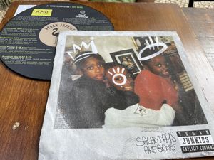 Kreative Speisekarte  at Vegan Junkies in Lisbon