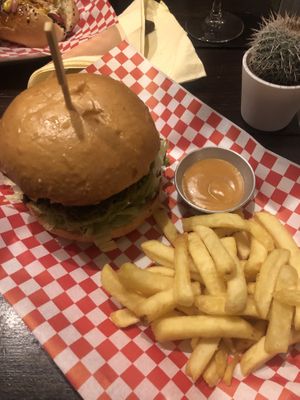 Burger   at Vegan Junkies in Lisbon