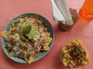 Nachos and mac and cheese at Vegan Junkies in Lisbon