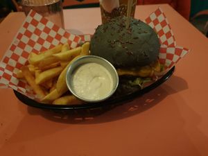 notorious b.i.g. burger at Vegan Junkies in Lisbon