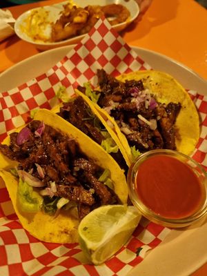 Tacos at Vegan Junkies in Lisbon