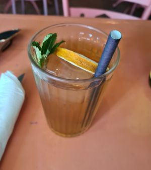 Ice tea at Vegan Junkies in Lisbon