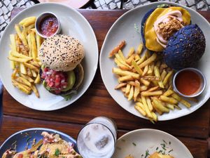 Left: the Mathematics burger, right: the Notorious BIG, both with a homemade patty at Vegan Junkies in Lisbon