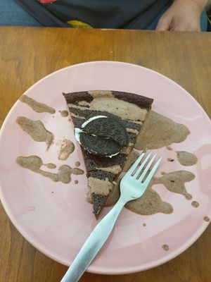 Chocolate cake at Vegan Junkies in Lisbon