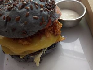 Burger Notorious Big at Vegan Junkies in Lisbon